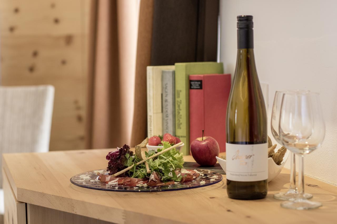 Gasthof Zum Goldenen Loewen Nauders Luaran gambar