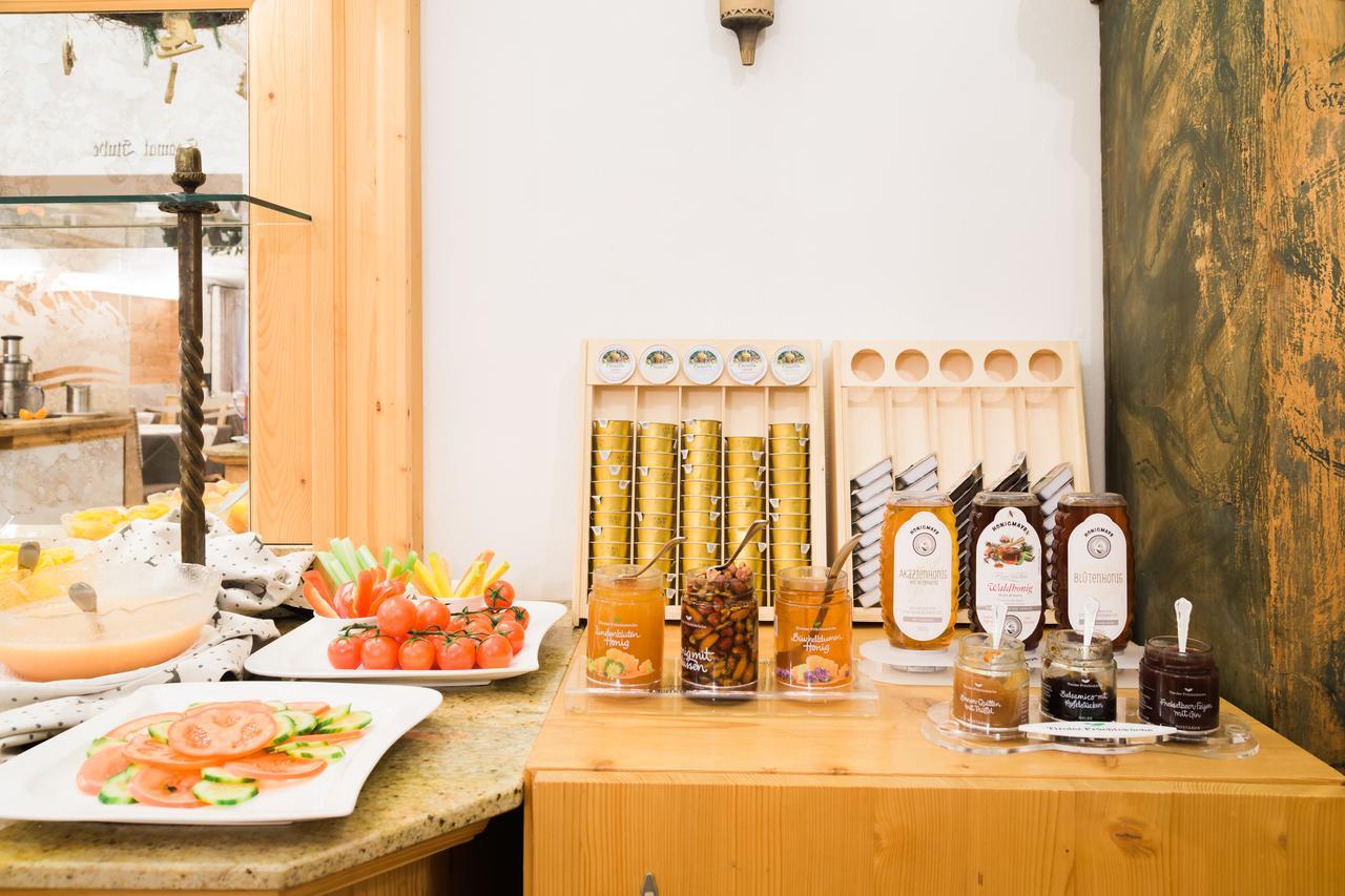 Gasthof Zum Goldenen Loewen Nauders Luaran gambar