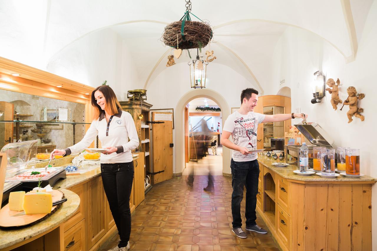 Gasthof Zum Goldenen Loewen Nauders Luaran gambar